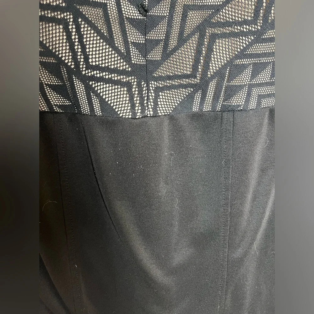 London Times Black and Nude Midi Dress Size 8 - Picture 5 of 5